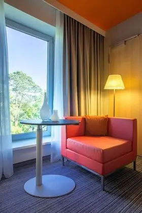 Standard Oda, Park Manzaralı (High Floor)