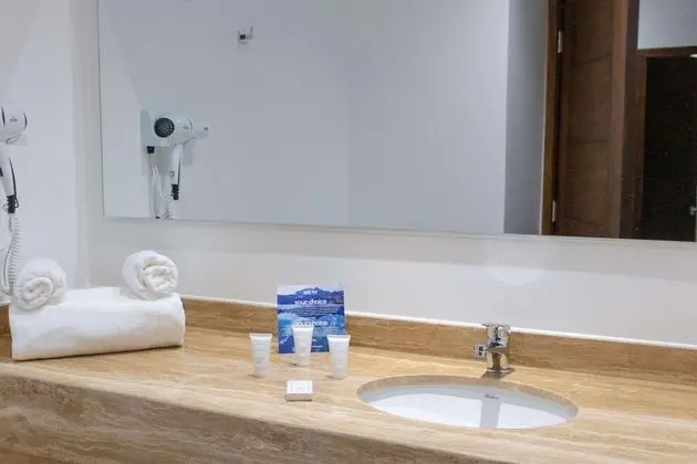 Oda, 2 Tek Kişilik Yatak, Sigara İçilmez