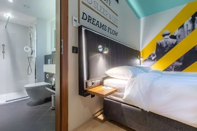 Standard Oda, Balkon