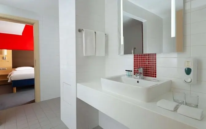 Süit (Rooms)