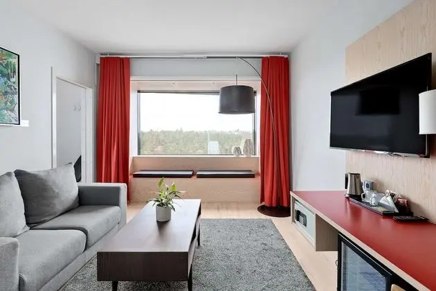 Junior Süit, 1 En Büyük (King) Boy Yatak, Sigara İçilmez (Separate Living Room)