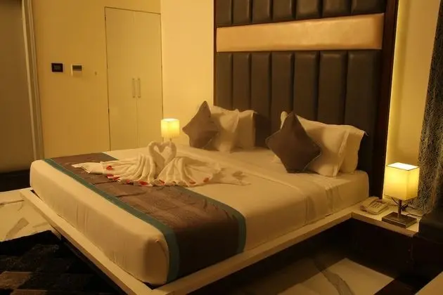 Luxury Oda