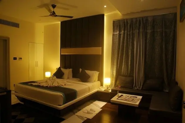 Luxury Oda