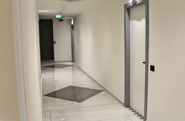 Basic Tek Büyük veya İki Ayrı Yataklı Oda