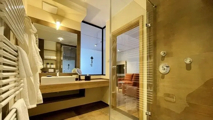 Comfort Tek Büyük Yataklı Oda