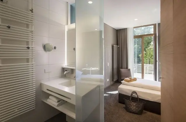 Comfort Tek Büyük Yataklı Oda (with French Bed)
