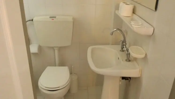 Standard Tek Büyük veya İki Ayrı Yataklı Oda, 1 Çift Kişilik veya 2 Tek Kişilik Yatak