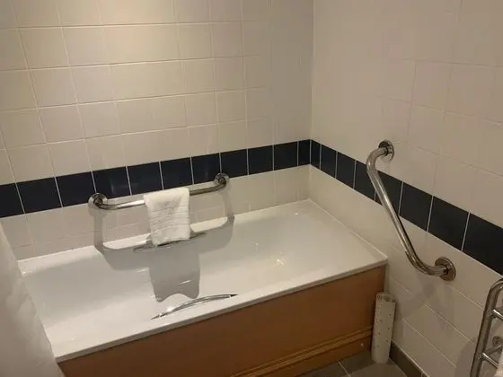 Tek Büyük Yataklı Oda, Engellilere Uygun