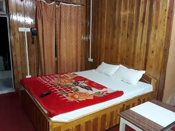 Deluxe Oda, 1 En Büyük (King) Boy Yatak, Sigara İçilebilir