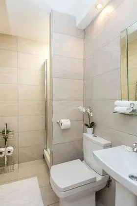 Luxury Apart Daire, Engellilere Uygun, Banyolu/Duşlu (2 bedoom )