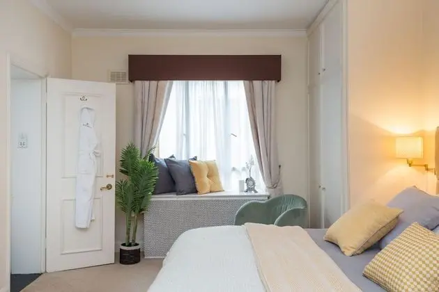 Presidential Apart Daire, Engellilere Uygun, Banyolu/Duşlu (3 bedroom)