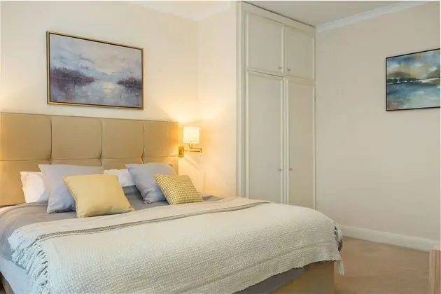 Presidential Apart Daire, Engellilere Uygun, Banyolu/Duşlu (3 bedroom)