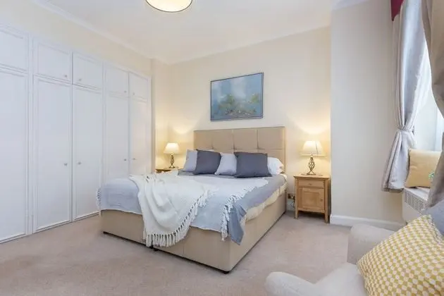 Presidential Apart Daire, Engellilere Uygun, Banyolu/Duşlu (3 bedroom)