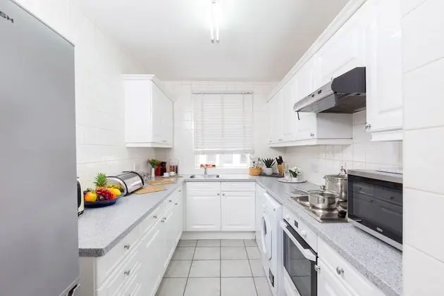 Presidential Apart Daire, Engellilere Uygun, Banyolu/Duşlu (3 bedroom)