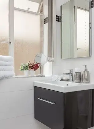 Presidential Apart Daire, Engellilere Uygun, Banyolu/Duşlu (3 bedroom)