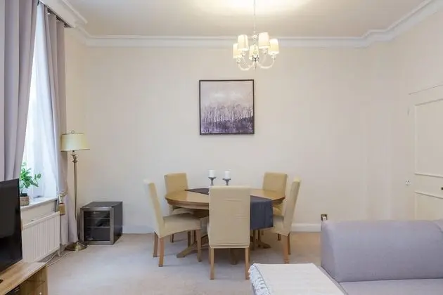 Presidential Apart Daire, Engellilere Uygun, Banyolu/Duşlu (3 bedroom)