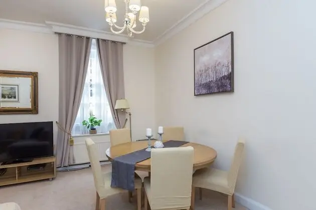 Presidential Apart Daire, Engellilere Uygun, Banyolu/Duşlu (3 bedroom)