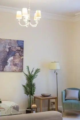 Presidential Apart Daire, Engellilere Uygun, Banyolu/Duşlu (3 bedroom)