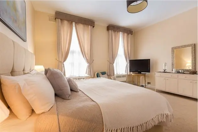 Royal Apart Daire, Engellilere Uygun, Banyolu/Duşlu (4 bedroom)