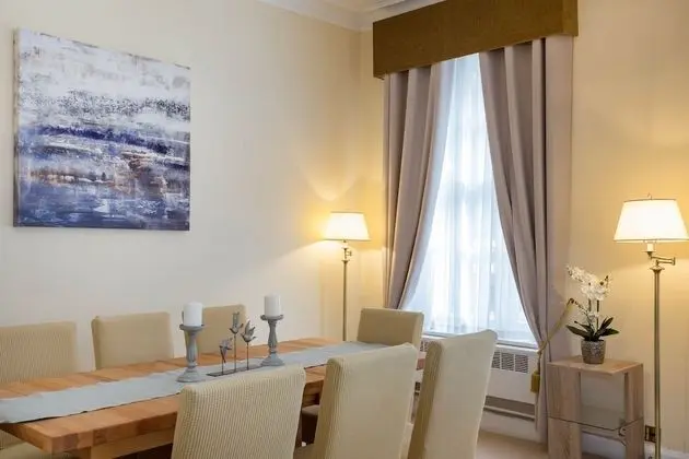 Royal Apart Daire, Engellilere Uygun, Banyolu/Duşlu (4 bedroom)