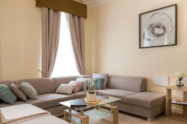 Royal Apart Daire, Engellilere Uygun, Banyolu/Duşlu (4 bedroom)
