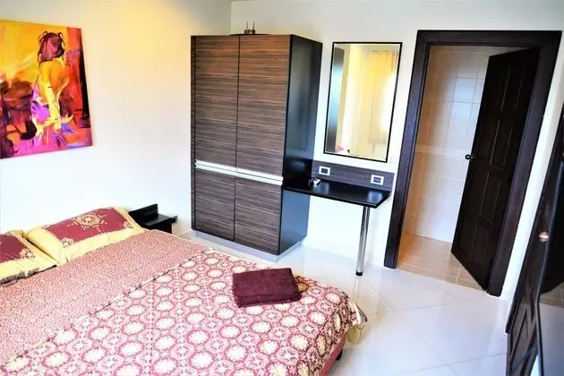 Daire, 2 Yatak Odası, Balkon