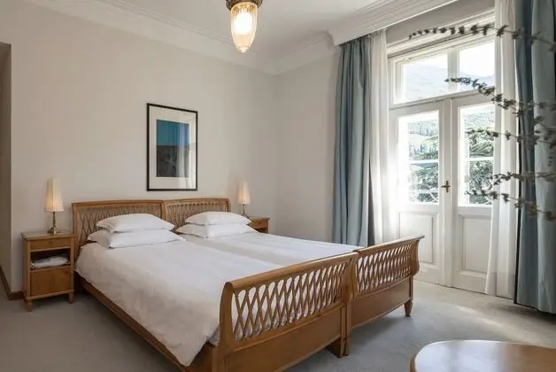 Comfort Tek Büyük veya İki Ayrı Yataklı Oda