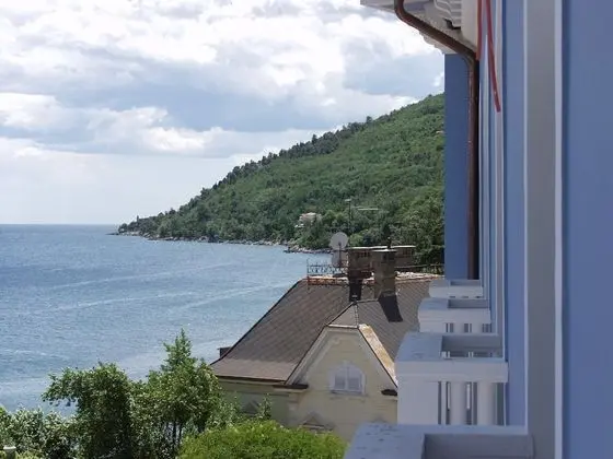 Tek Büyük Yataklı Oda, Denize Bakan