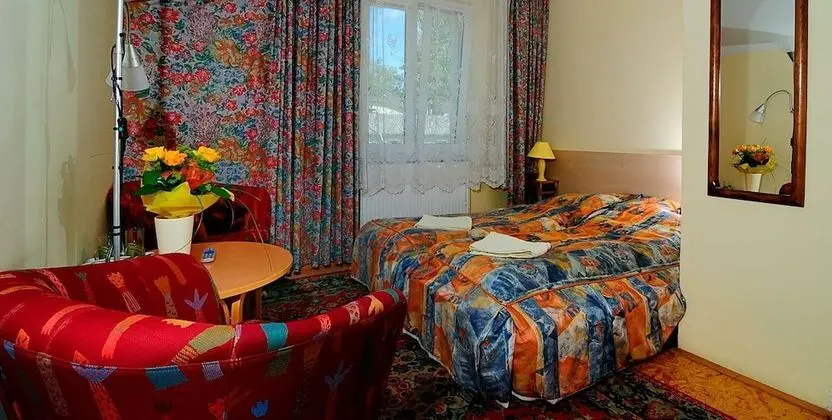 Tek Büyük Yataklı Oda