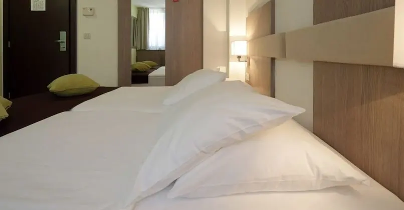 Economy Tek Büyük Yataklı Oda, Dağ Manzaralı