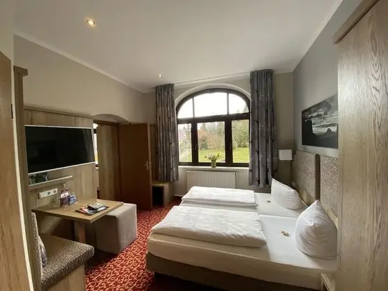 Tek Büyük Yataklı Oda