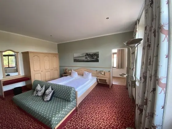 Tek Büyük Yataklı Oda