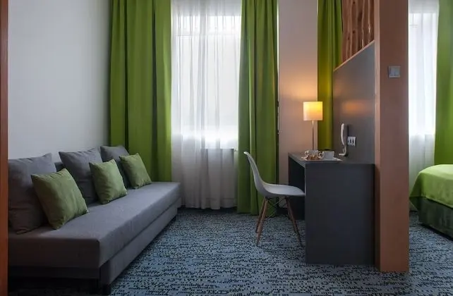 Comfort Tek Büyük Yataklı Oda