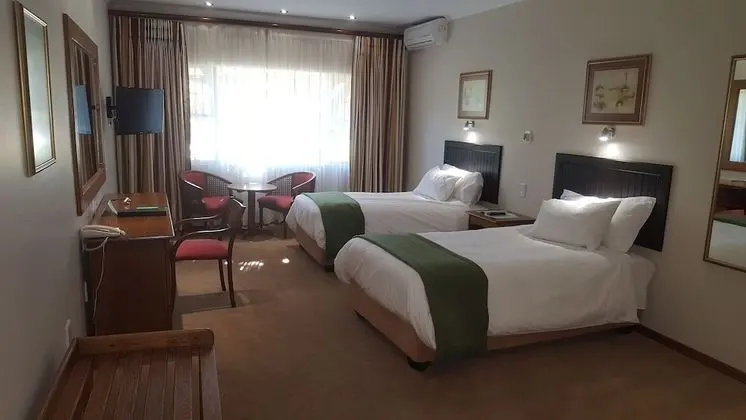 Deluxe Tek Büyük veya İki Ayrı Yataklı Oda, 1 Yatak Odası