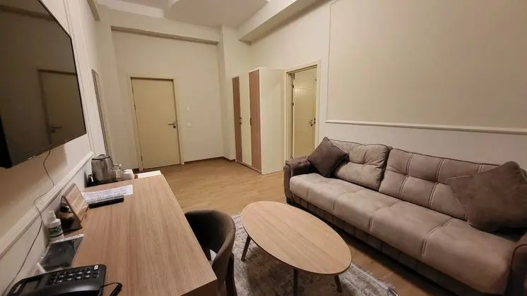 Family Tek Büyük Yataklı Oda