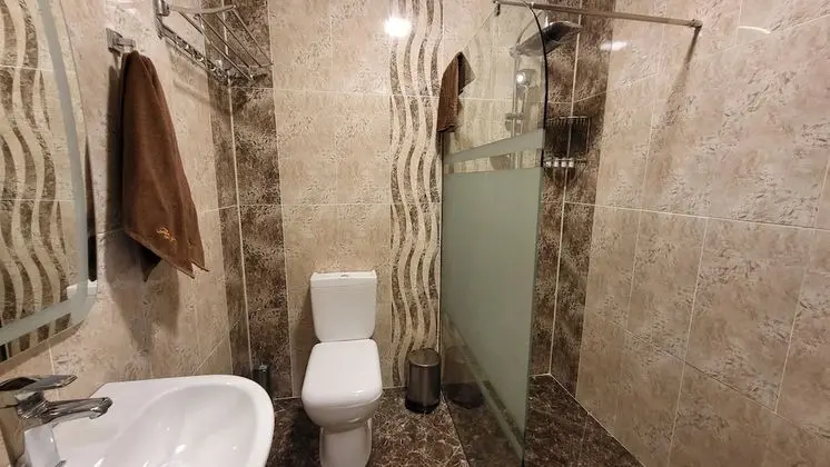 Junior Tek Büyük veya İki Ayrı Yataklı Oda