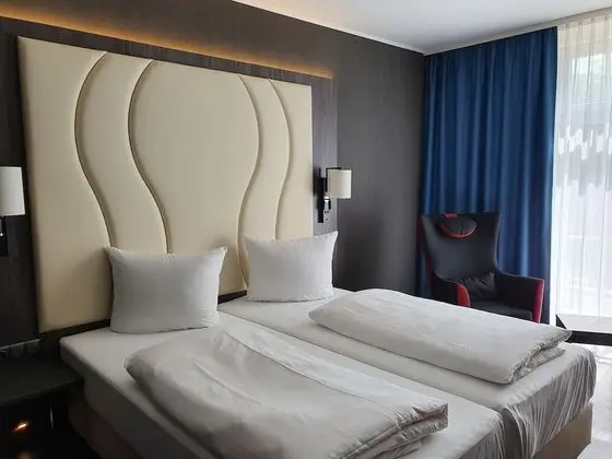 Comfort Tek Kişilik Oda, Park Manzaralı