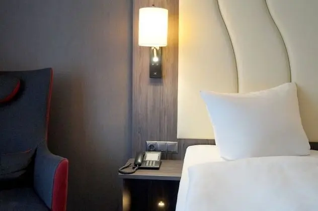 Comfort Tek Kişilik Oda, Park Manzaralı