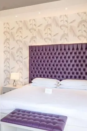 Tek Büyük Yataklı Oda, Kısmi Deniz Manzaralı