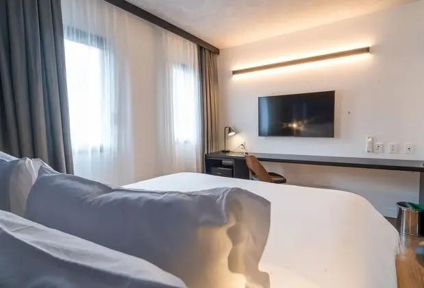 Superior Oda, 1 Büyük (Queen) Boy Yatak