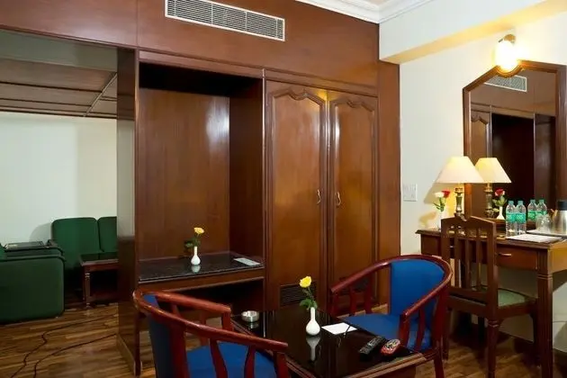 Business Büyük Yataklı Tek Kişilik Oda, Sigara İçilebilir, Şehir Manzaralı