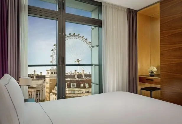 Executive Stüdyo (London Eye View)