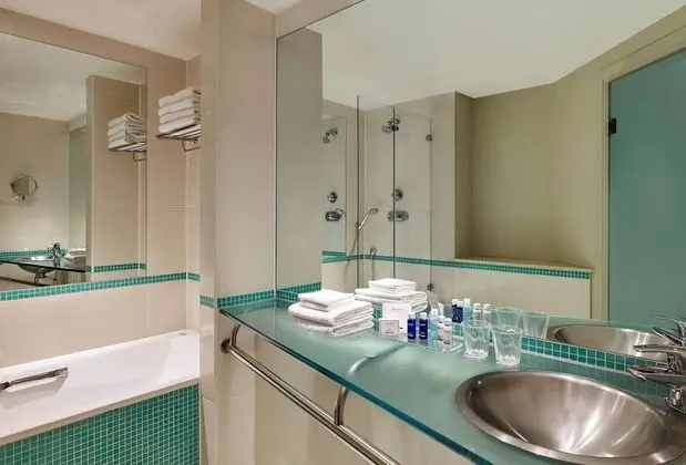 Executive Oda, 1 En Büyük (King) Boy Yatak (Sofabed)