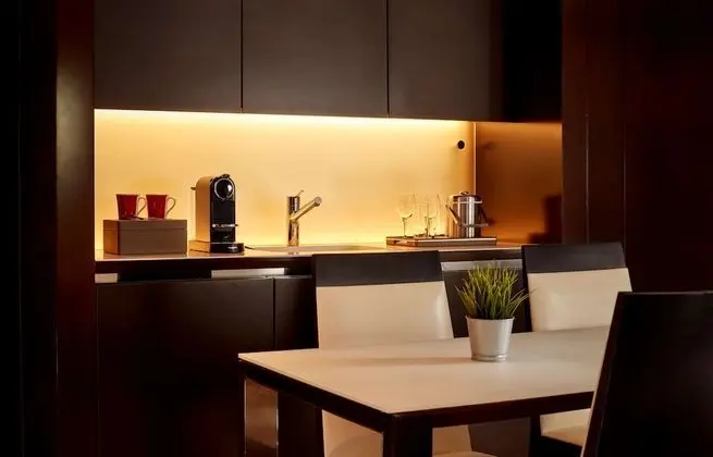 Süit, 1 En Büyük (King) Boy Yatak (1 Bedroom)