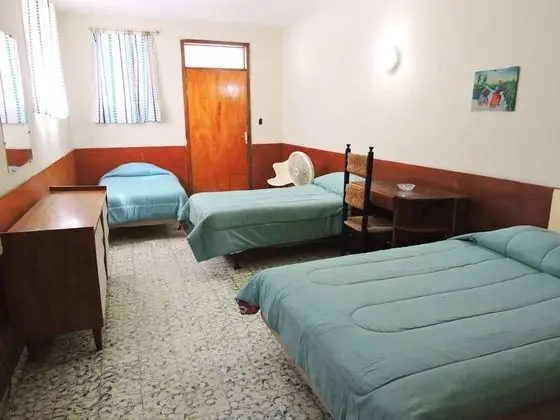 Üç Kişilik Oda