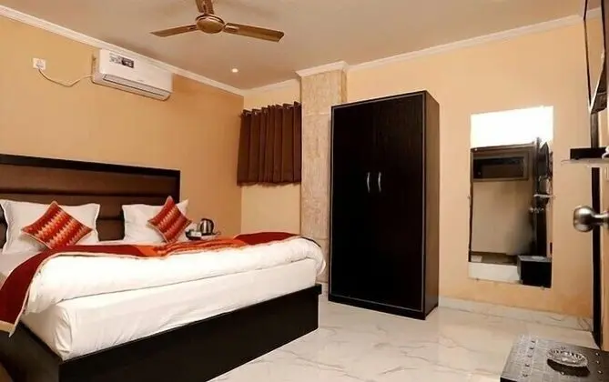 Deluxe Oda, 1 En Büyük (King) Boy Yatak, Şehir Manzaralı