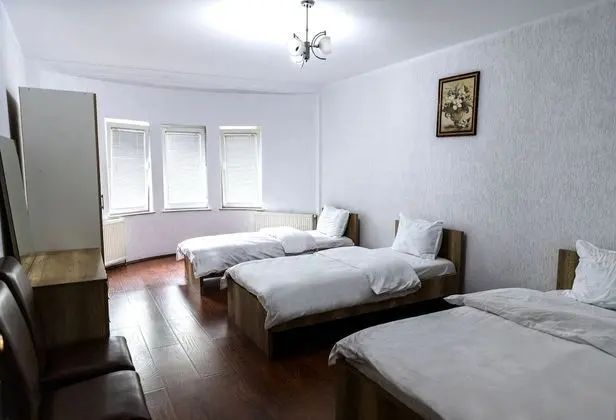Basic Üç Kişilik Oda