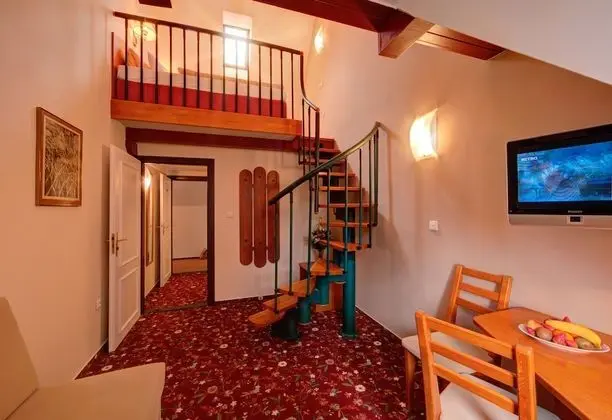 Tek Büyük veya İki Ayrı Yataklı Oda