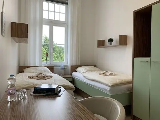 Comfort Tek Büyük Yataklı Oda