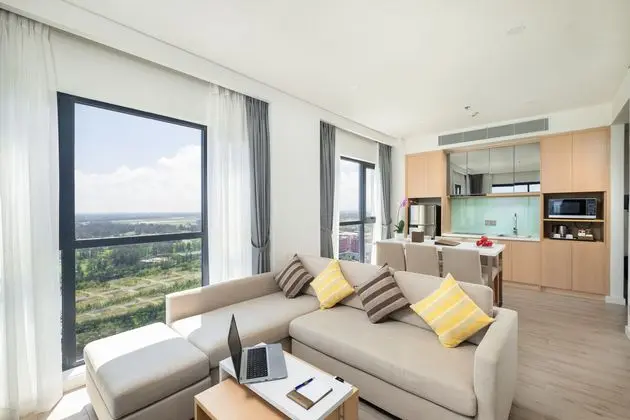 Suit Deluxe Three Bedroom